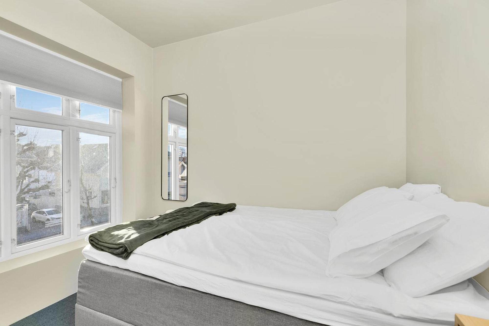 Central Guest House - Bedroom With En Suite Bathroom Stavanger Camera foto